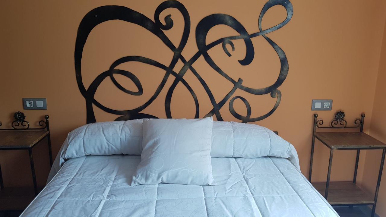 Apartamentos Numancia Garray エクステリア 写真