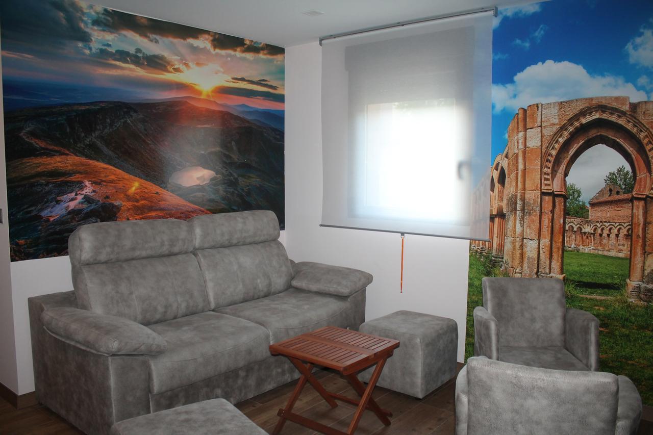 Apartamentos Numancia Garray エクステリア 写真